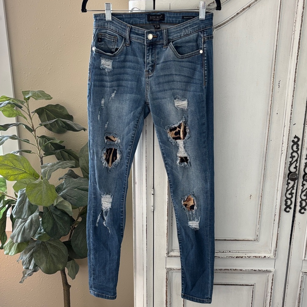 Judy Blue Women's Size 3/26 Leopard Patch Skinny Fit Denim Jeans JB8265MD